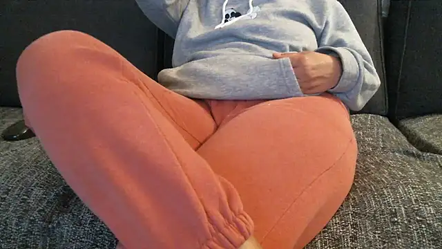 mysteriouscouple001 online show from 04-03-26, 09:46