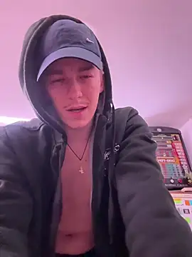 Toyjungee online show from 01-15-25, 05:15