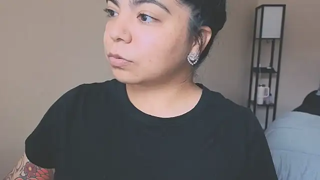 kimmiakiss22 online show from 03-15-25, 08:21