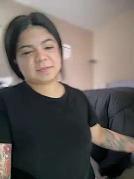 kimmiakiss22 online show from 03-18-25, 06:26