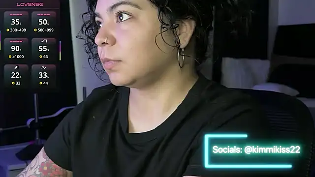 kimmiakiss22 online show from 10-10-25, 09:36