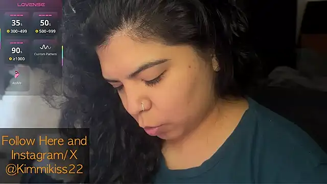 kimmiakiss22 online show from 10-31-25, 09:05