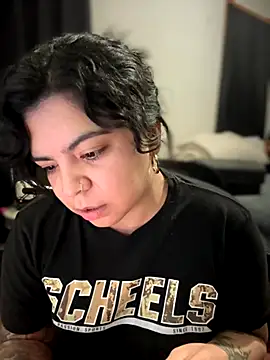 kimmiakiss22 online show from 11-24-25, 04:34