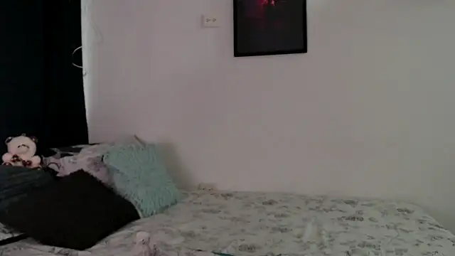 Snapshot of dolcemacca chatting on 04-09-26, 12:21 dolcemacca online show from 04-09-26, 12:21