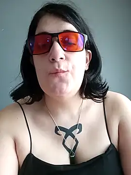 Snapshot of Lolabeluccia_xh_ chatting on 03-19-26, 07:01 Lolabeluccia xh online show from 03-19-26, 07:01