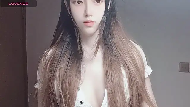 VaerySaenz online show from 11-11-25, 03:01