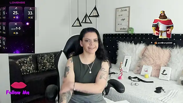 natasha logan  online show from 03-03-25, 01:20