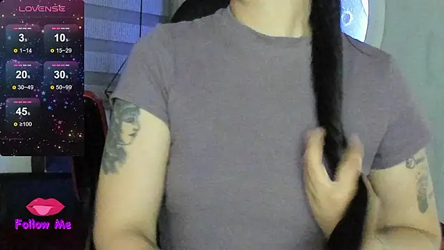 natasha logan  online show from 01-17-26, 04:28