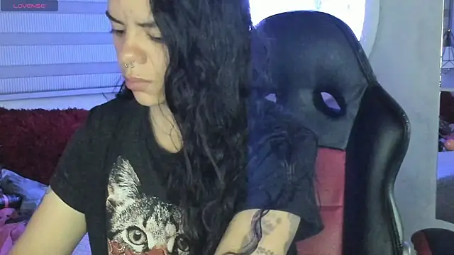 natasha logan  online show from 05-24-26, 04:06