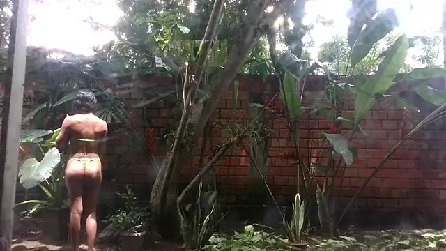 Snapshot of mini_kunis chatting on 03-16-25, 06:12 mini kunis online show from 03-16-25, 06:12