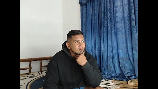 Snapshot of lover_1994 chatting on 02-12-25, 05:05 lover 1994 online show from 02-12-25, 05:05