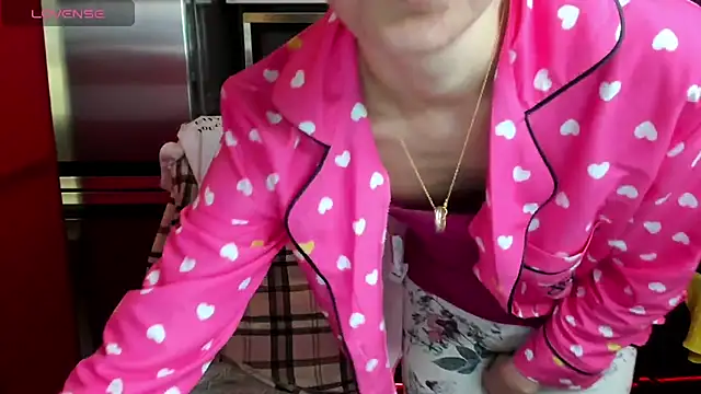 TayanaJons online show from 02-19-25, 11:06