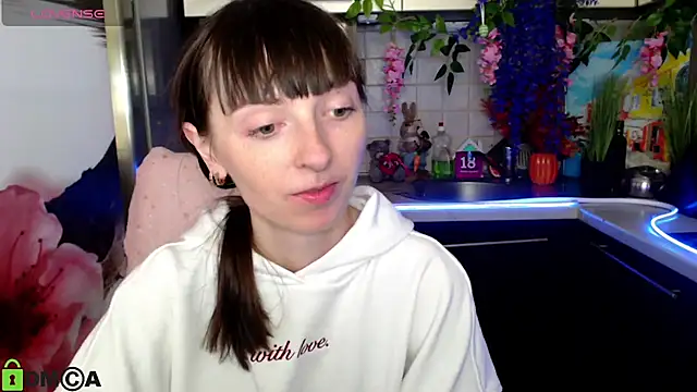 TayanaJons online show from 04-01-26, 07:09