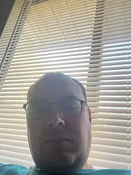 Snapshot of zman237 chatting on 02-03-25, 06:39 zman237 online show from 02-03-25, 06:39