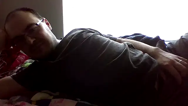 Snapshot of zman237 chatting on 03-19-25, 05:50 zman237 online show from 03-19-25, 05:50