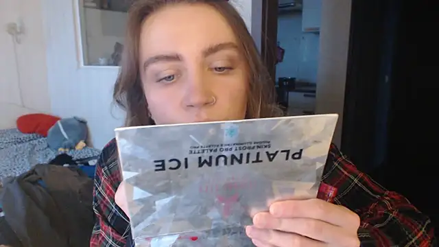 amanda kiss kiss online show from 01-23-25, 01:24