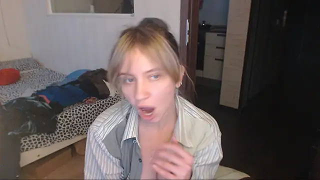 amanda kiss kiss online show from 02-01-25, 02:45