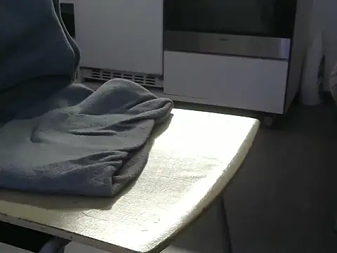 Snapshot of xx21cm chatting on 09-25-25, 11:36 xx21cm online show from 09-25-25, 11:36