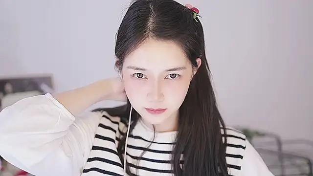 Judy520 online show from 02-18-25, 01:00