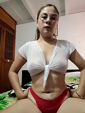 selena gomez2 online show from 10-22-25, 01:22