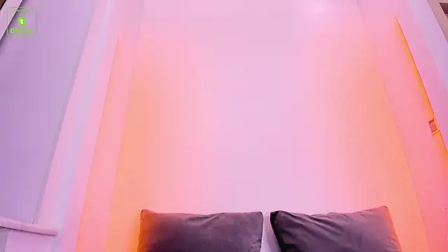 ErikaLust online show from 01-05-25, 04:14