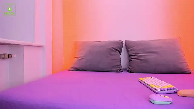 ErikaLust online show from 01-21-25, 04:10