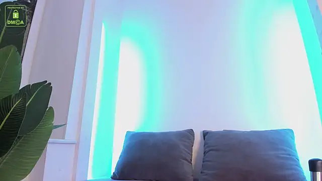 ErikaLust online show from 11-12-25, 04:24