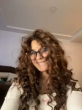 Snapshot of crystal_bunny7 chatting on 01-05-25, 10:40 crystal bunny7 online show from 01-05-25, 10:40