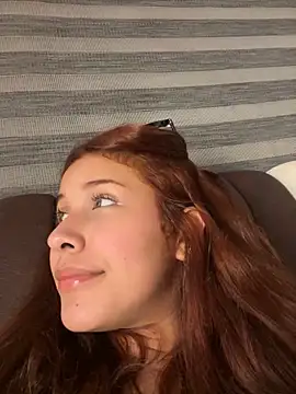 Snapshot of crystal_bunny7 chatting on 02-22-25, 06:39 crystal bunny7 online show from 02-22-25, 06:39