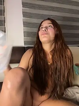 Snapshot of crystal_bunny7 chatting on 03-17-25, 03:57 crystal bunny7 online show from 03-17-25, 03:57