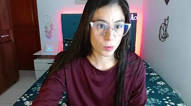 Snapshot of antonella_sweet33 chatting on 02-27-25, 10:09 antonella sweet33 online show from 02-27-25, 10:09