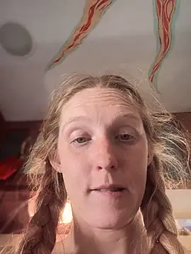 Snapshot of GoldenFlameGoddess chatting on 03-14-25, 10:16 GoldenFlameGoddess online show from 03-14-25, 10:16