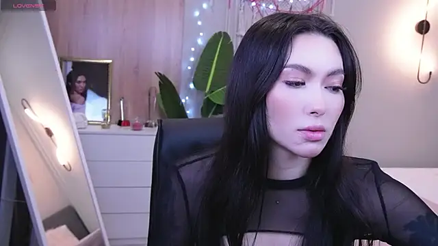 Molly Jons online show from 02-22-25, 12:27