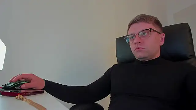 Findom guy online show from 03-19-25, 03:51