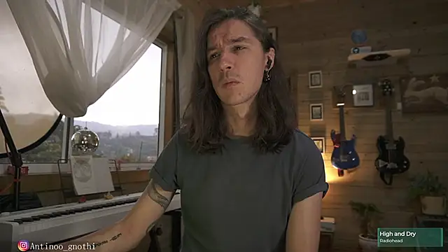 Snapshot of Antinoo_Gnothi chatting on 03-11-25, 09:04 Antinoo Gnothi online show from 03-11-25, 09:04