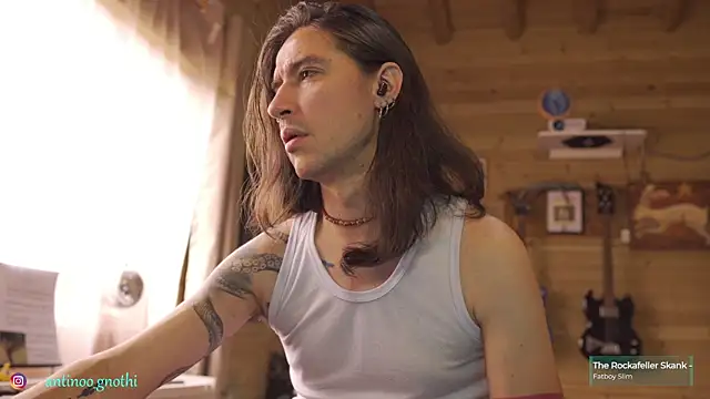 Snapshot of Antinoo_Gnothi chatting on 11-23-25, 04:18 Antinoo Gnothi online show from 11-23-25, 04:18