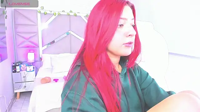 Snapshot of Zoe_Lennoxx chatting on 12-30-24, 04:29 Zoe Lennoxx online show from 12-30-24, 04:29