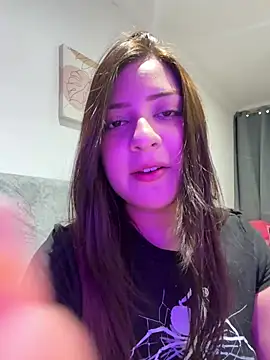Zoe Lennoxx online show from 06-22-26, 11:13