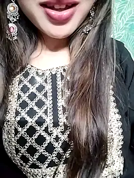 Noor Darliing online show from 03-18-25, 08:37