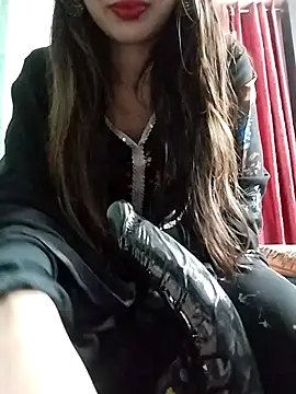 Noor Darliing online show from 12-14-25, 03:28