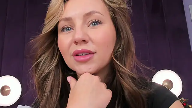 LilyRaisa online show from 01-09-25, 09:27