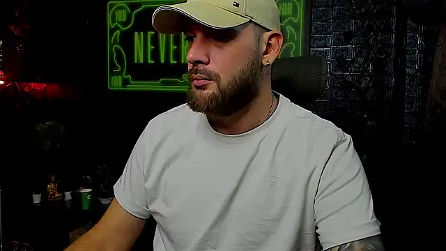 LexXHardy online show from 10-13-25, 11:43