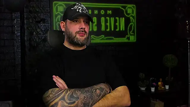 LexXHardy online show from 11-14-25, 08:13