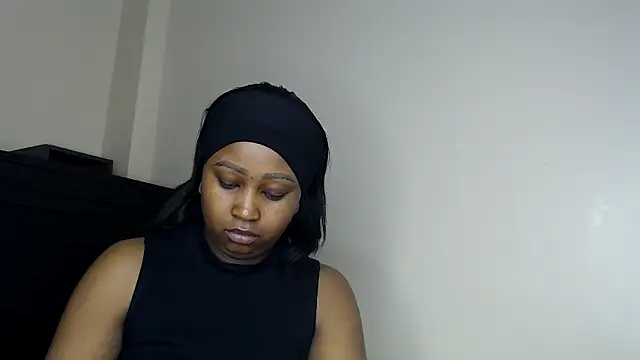 NIKKIE LOVE online show from 04-13-26, 09:31