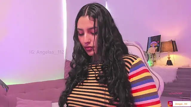 Snapshot of Anngel_1 chatting on 02-02-26, 09:57 Anngel 1 online show from 02-02-26, 09:57