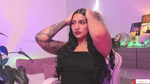 Snapshot of Anngel_1 chatting on 02-04-26, 06:36 Anngel 1 online show from 02-04-26, 06:36