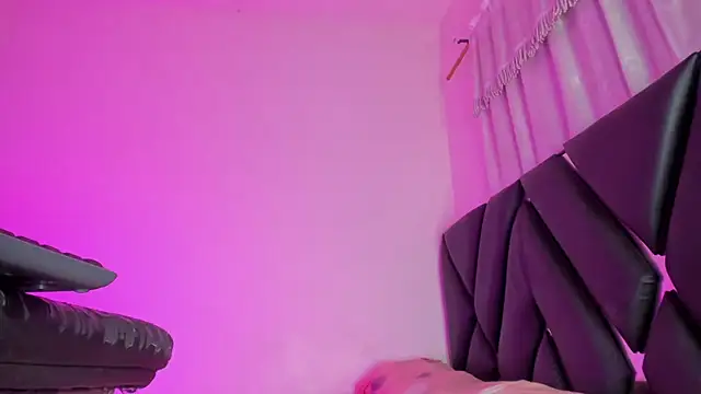 stephany doll  online show from 07-06-26, 03:03