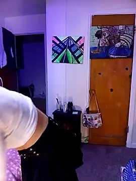 Snapshot of cammyquart chatting on 12-08-24, 08:47 cammyquart online show from 12-08-24, 08:47