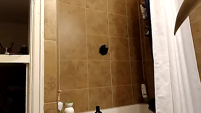 Snapshot of cammyquart chatting on 11-25-25, 02:11 cammyquart online show from 11-25-25, 02:11