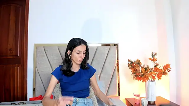 Snapshot of Nina_Cavaali chatting on 10-14-25, 06:31 Nina Cavaali online show from 10-14-25, 06:31